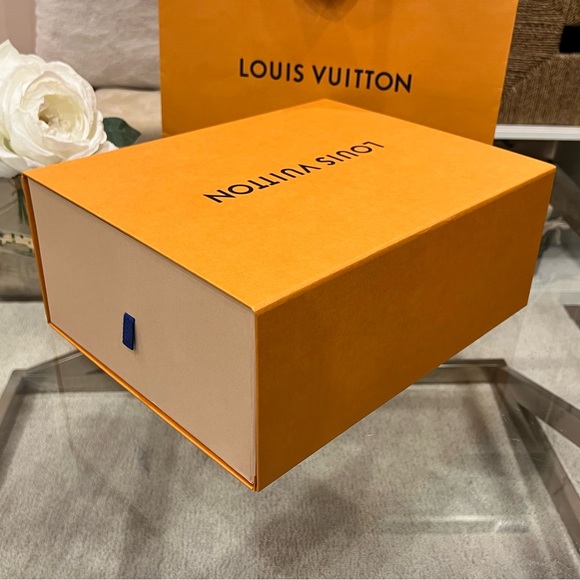Louis Vuitton Drawer Gift Box Set - Picture 4 of 12
